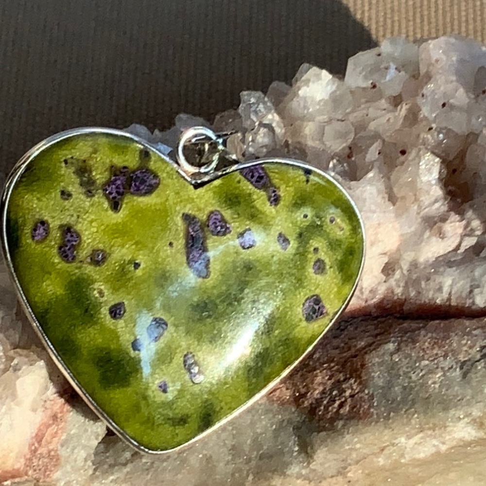 HEART NATURAL STICHTITE 925 STERLING SILVER PENDANT